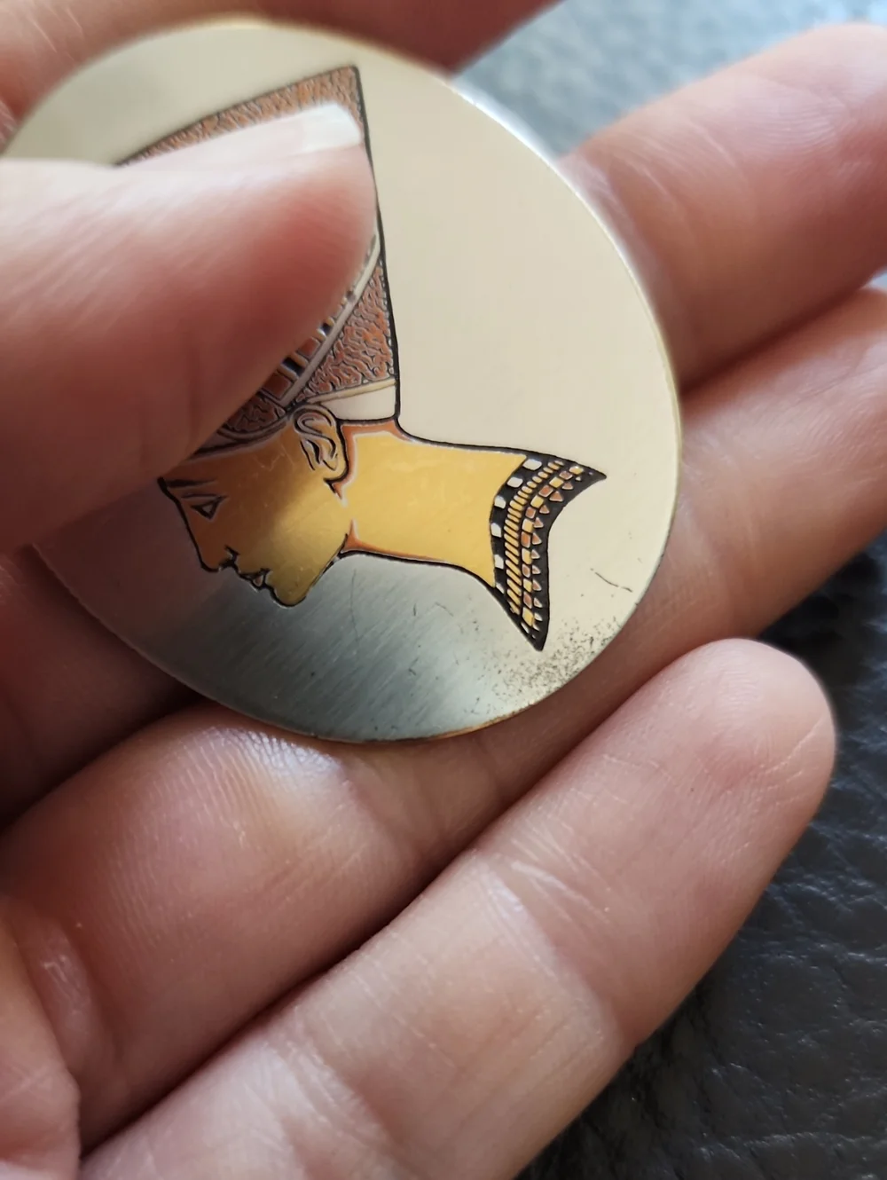 VTG Reed & Barton Damascene Nefertiti Profile Metal Pin in Brown and Gold